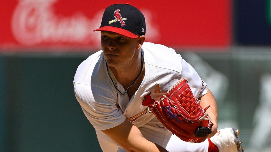 Red Sox add Sonny Gray to rotation in trade, while Cardinals pick up pair of young pitchers