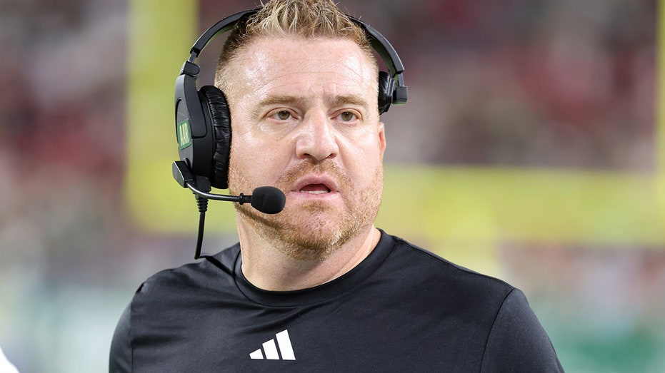 Auburn coach triggers USF fans with comments about former school