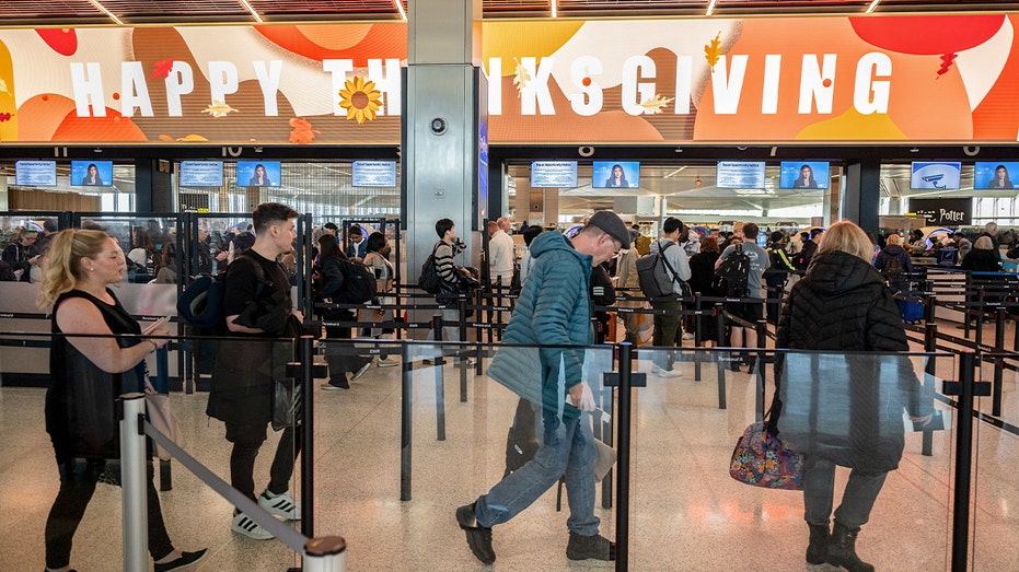 THANKSGIVING TRAVEL MAYHEM: 81.8 MILLION AMERICANS ARE ESCAPING – CAN YOU HANDLE THE CHAOS?