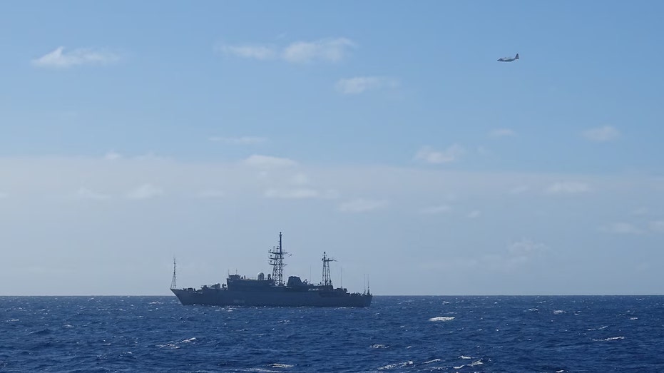 RUSSIAN WARSHIP BREACHES HAWAII DEFENSE LINE!