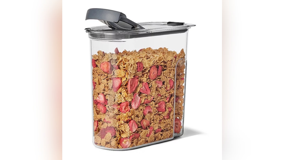 16 smart kitchen upgrades that instantly cut the clutter  at george magazine