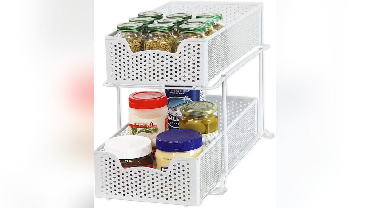 16 smart kitchen upgrades that instantly cut the clutter  at george magazine