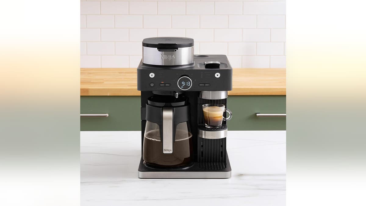 Make all sorts of coffee creations with this Ninja barista coffee and espresso maker.