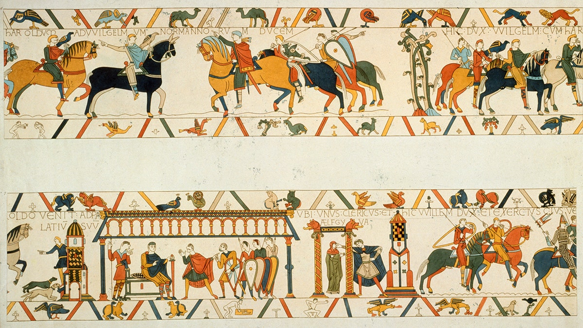 View of Bayeux Tapestry panels