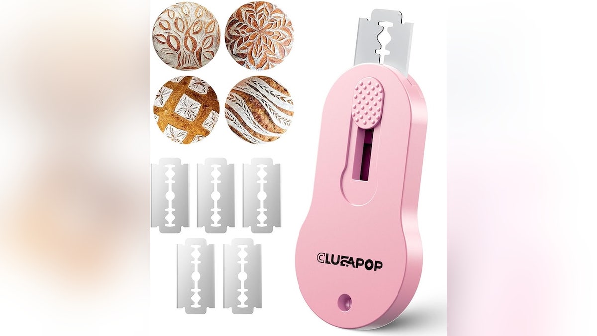 Score bread with precision.