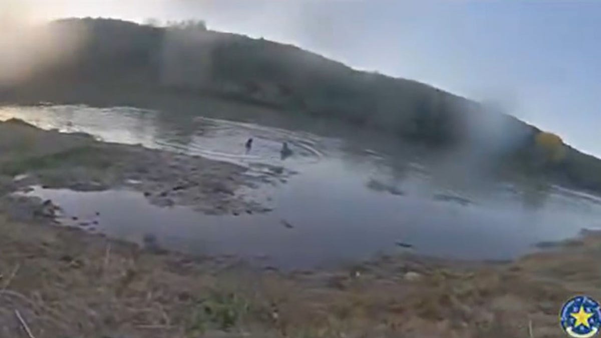 Texas woman tries to flee to Mexico across Rio Grande with infant after human smuggling bust, authorities say at george magazine