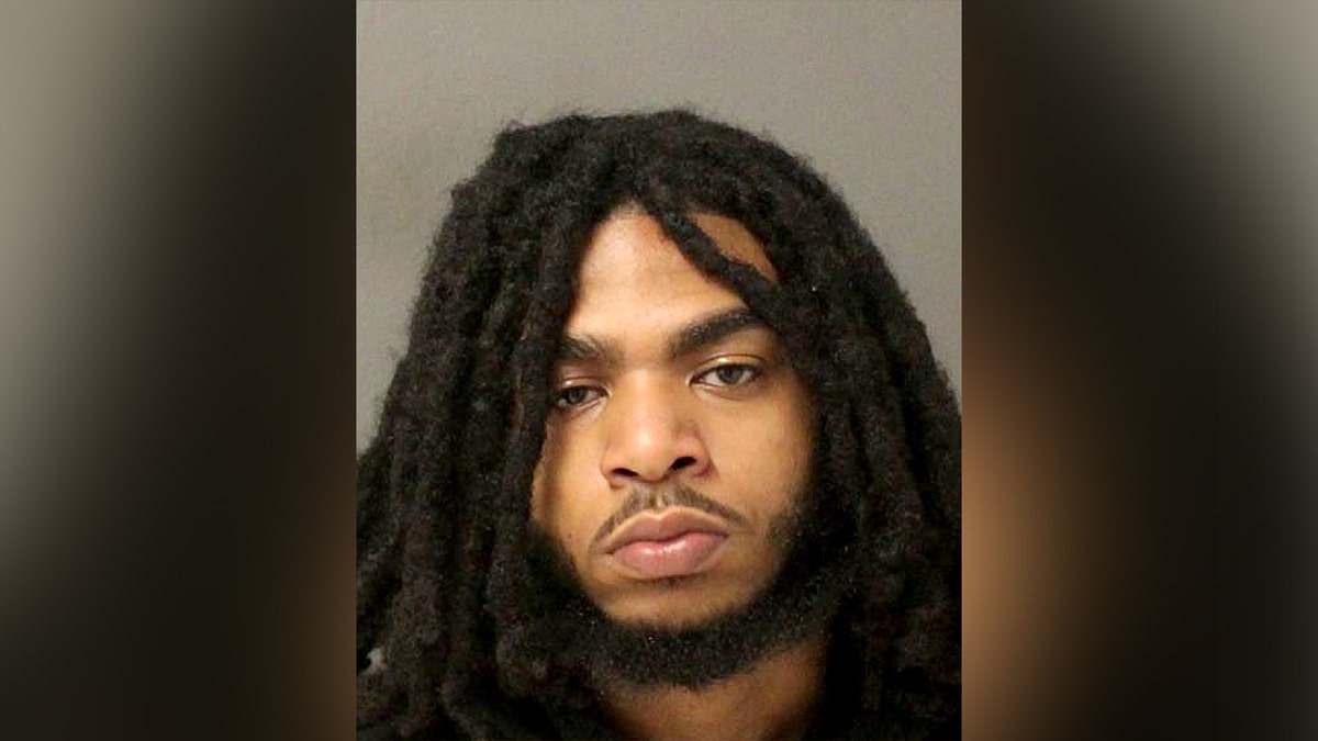 Marshals are searching for Davinci Leonard