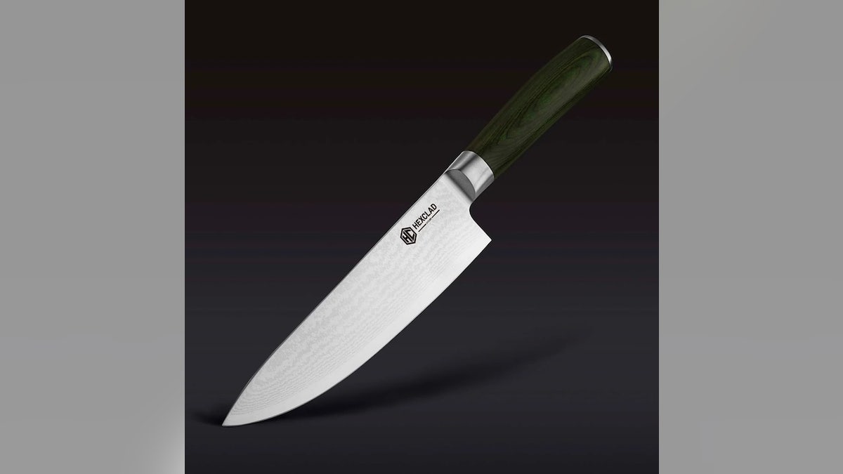 Slice through anything with this highly-durable, extremely sharp knife.
