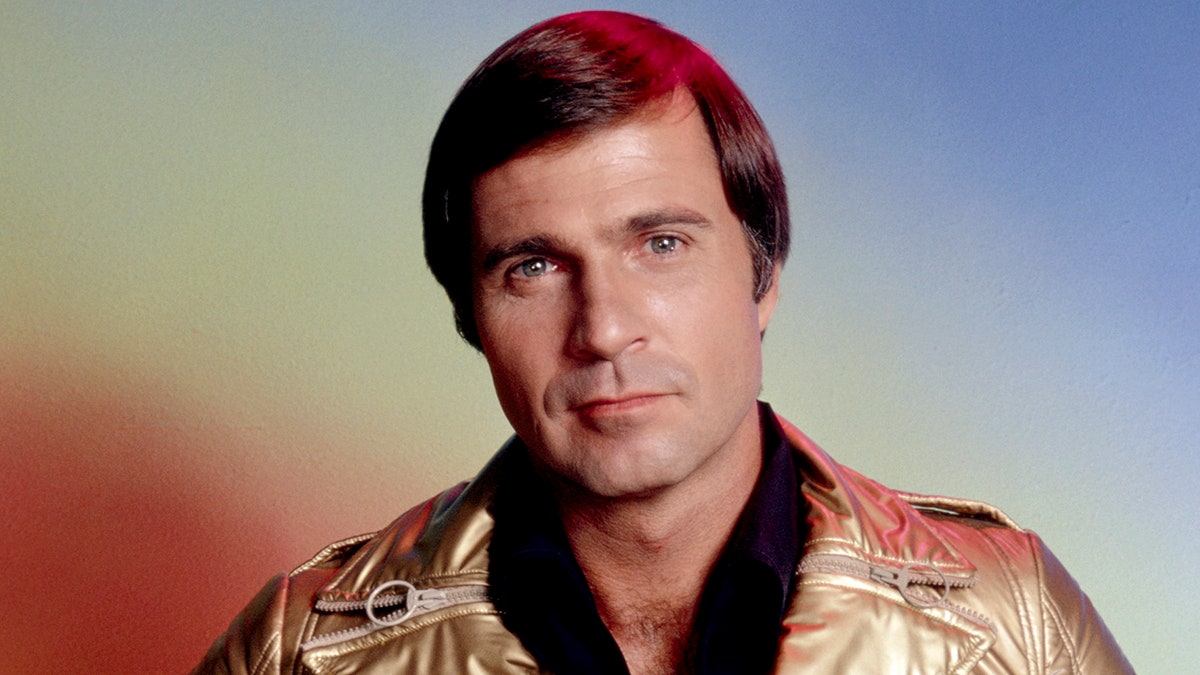 Gil Gerard 2