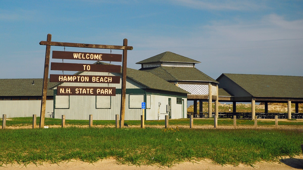 photo of hampton beach state park sign in new hampshote