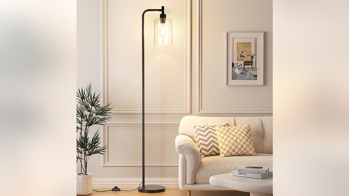 A modern lamp that’s easy to assemble and turns on with the click of a foot pedal.