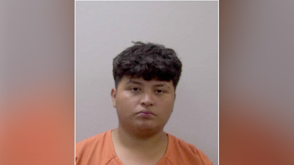 DHS mugshot of Jason Steven Arce-Arce