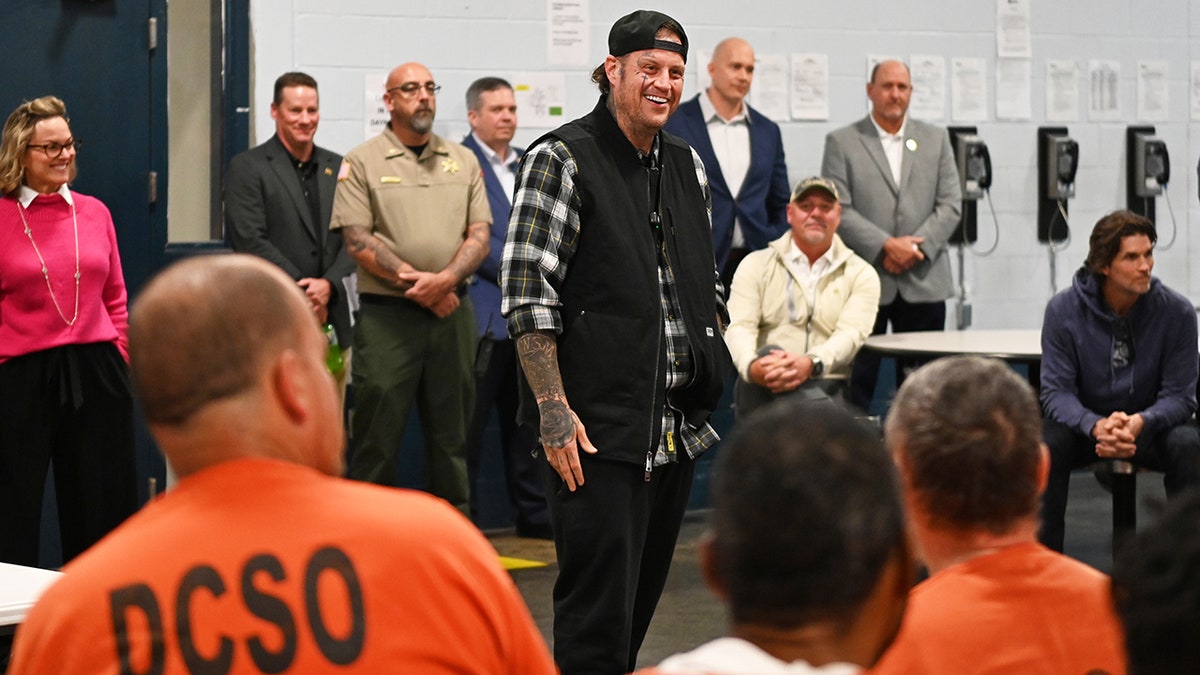 Jelly Roll speaking in front of inmates in Tennessee