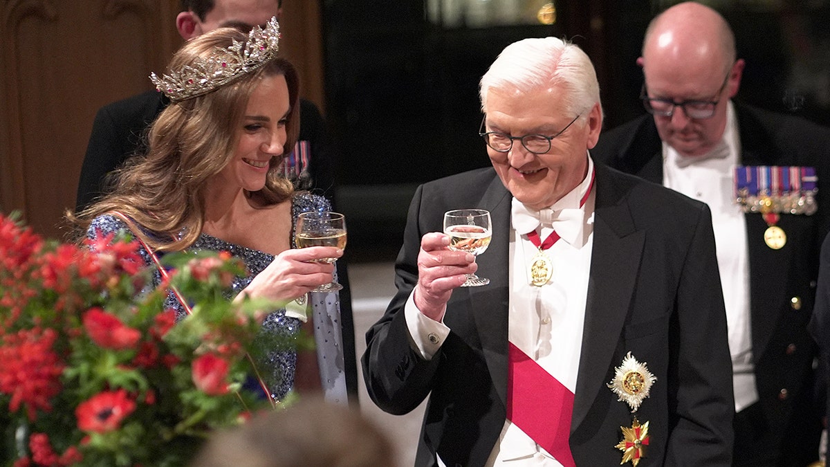 Kate Middleton wears largest tiara she's ever worn ‘reserved for Britain’s queens’ at state banquet: expert  at george magazine