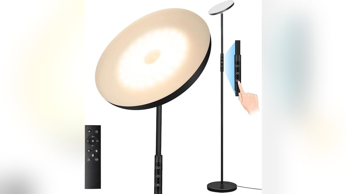 The rotational light allows you to change the direction of light with ease.