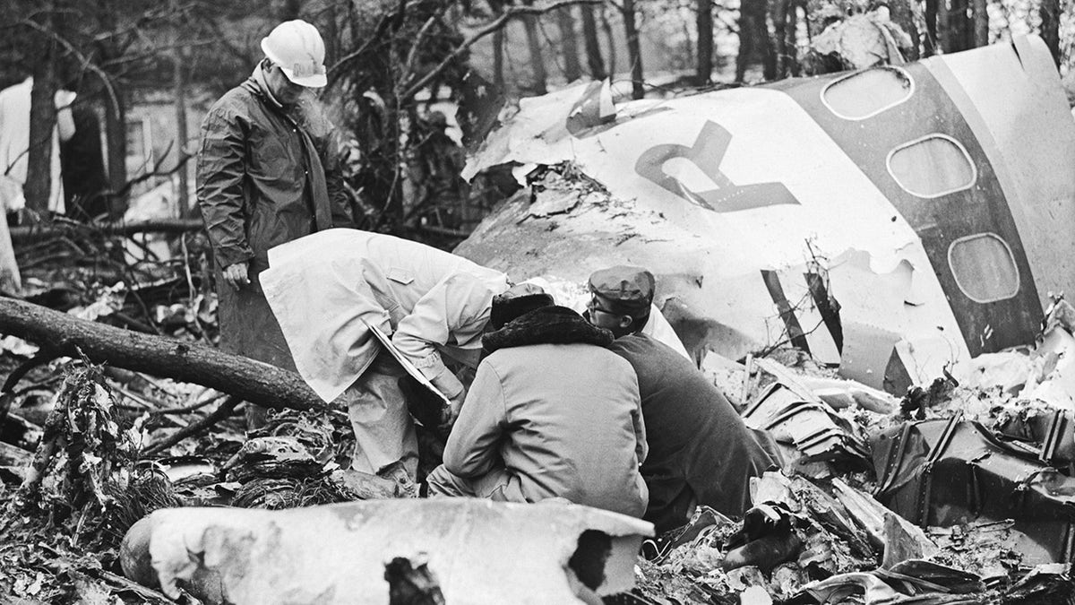 Marshall football team members die in a plane crash