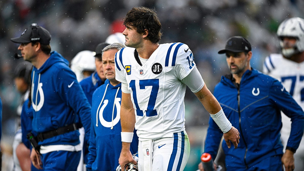 Daniel Jones walks off the field
