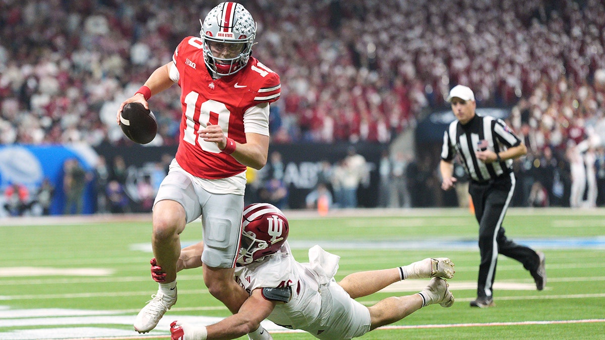 Fernando Mendoza, Julian Sayin, Diego Pavia and Jeremiyah Love tapped as Heisman Trophy finalists  at george magazine