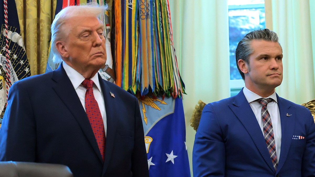 Presidente Donald Trump e Secretário da Guerra Pete Hegseth