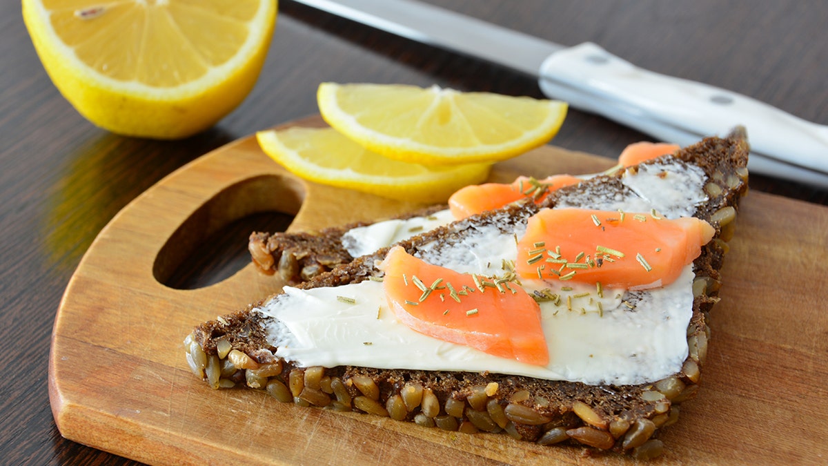 The bread that keeps things moving in the bathroom — and doctors say it really works at george magazine