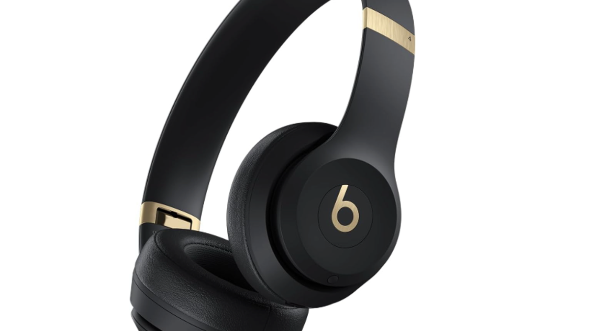 Don’t compromise on comfort or sound, go with Beats. 