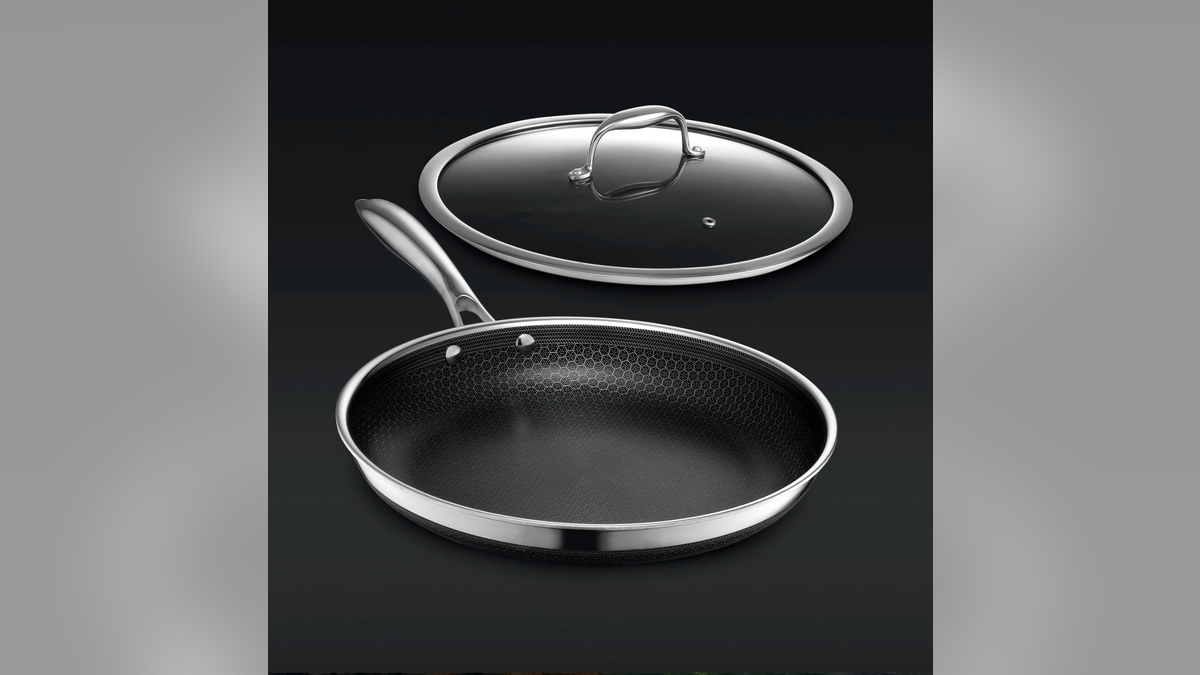 This HexClad best seller makes the best practical gift for any home cook