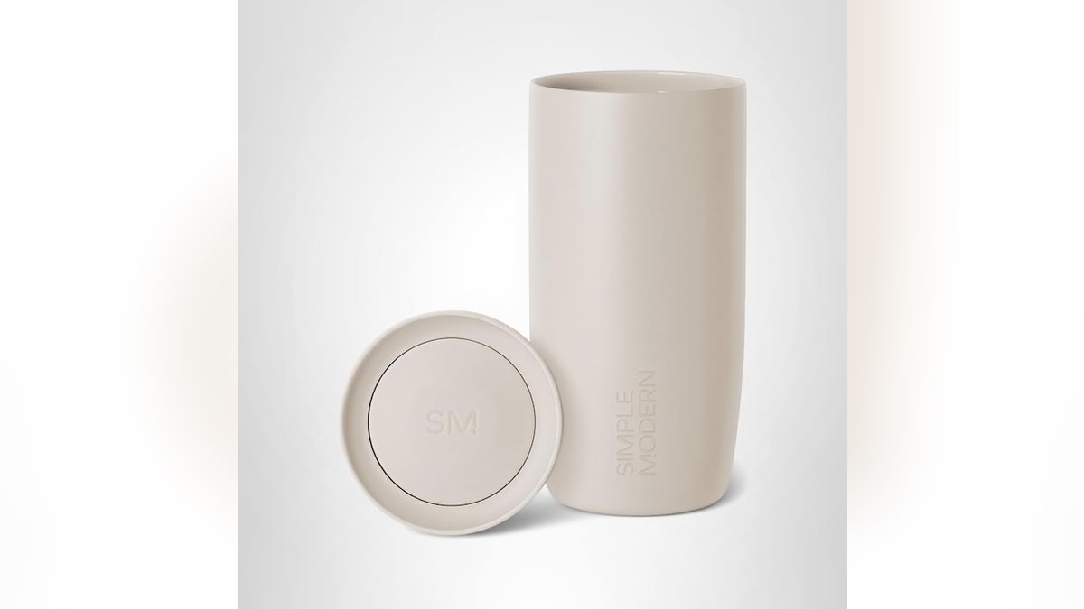 Just press the lid and sip.