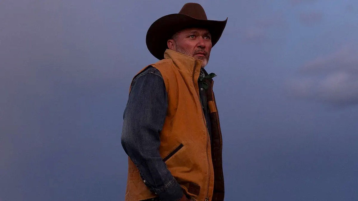 Steve McBee in cowboy hat