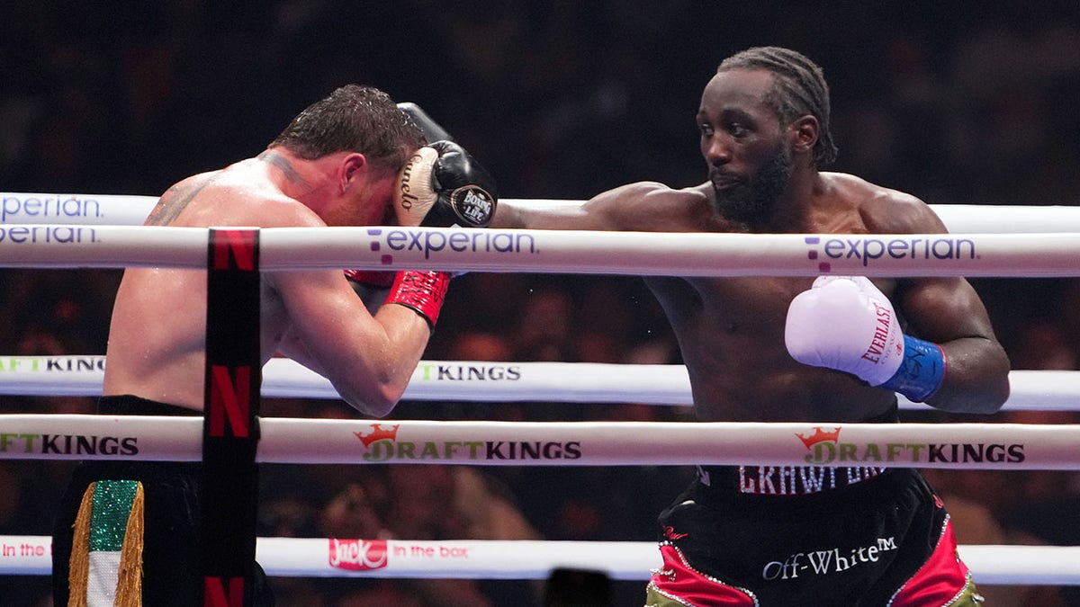 Boxing Terence Crawford and Canelo Alvarez