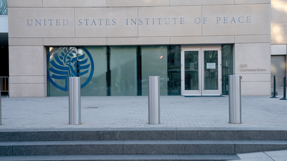 Trump hosts 'Washington Accords' Rwanda-Congo peace deal signing, vows US rare earths purchases