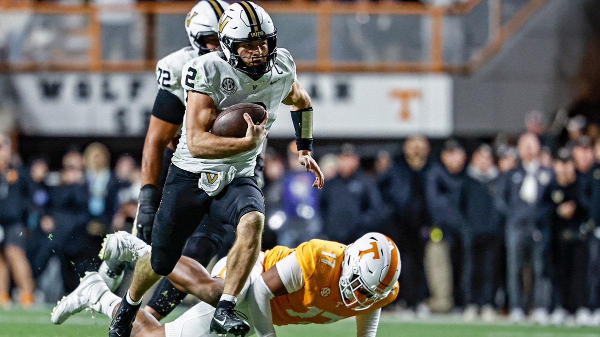 Diego Pavia runs the ball