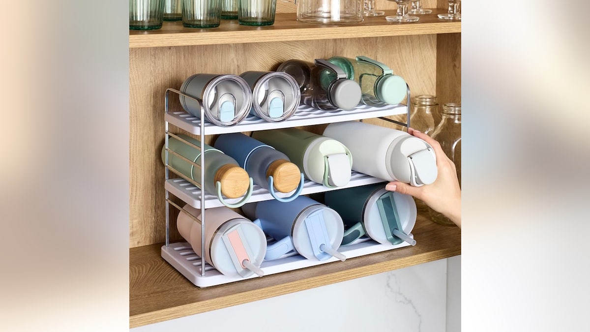 16 smart kitchen upgrades that instantly cut the clutter  at george magazine