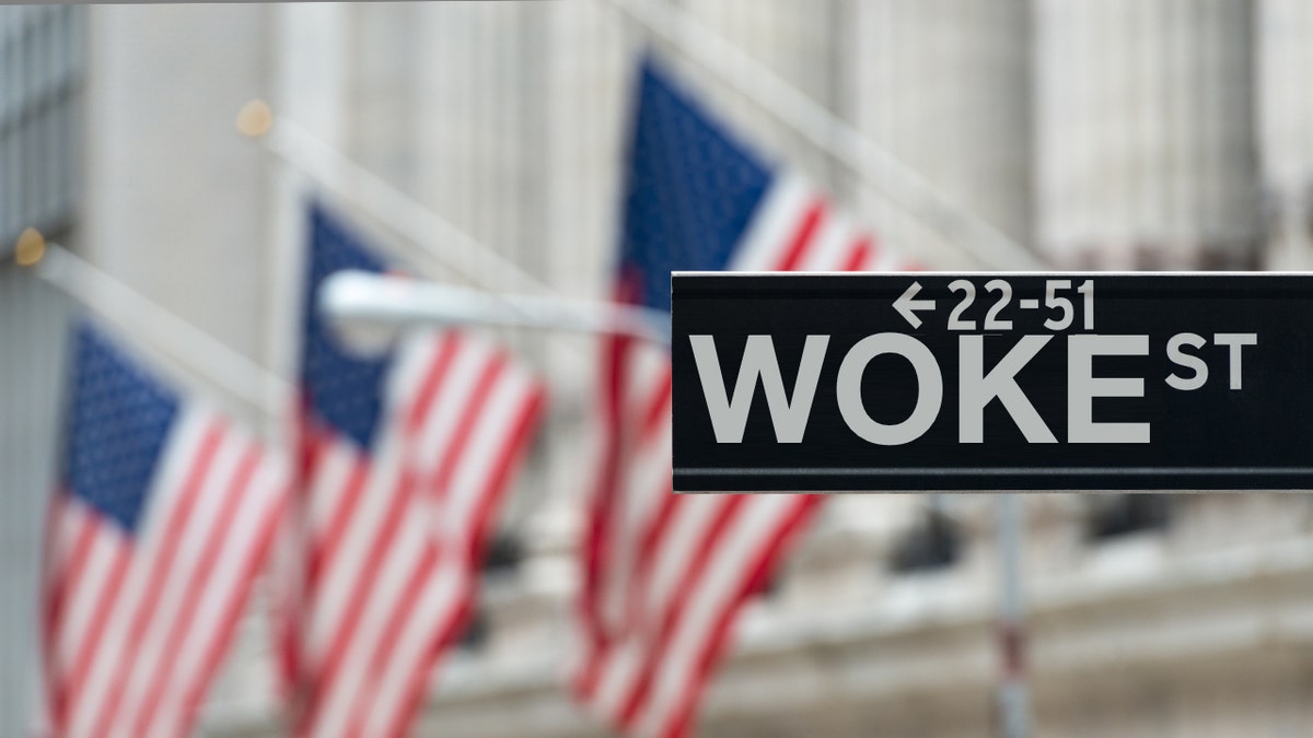 Sinal de trânsito acordou