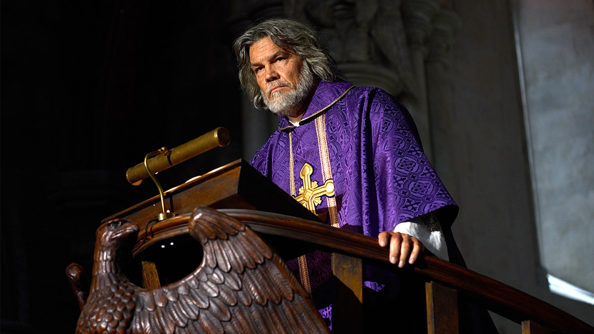 Josh Brolin in "Wake Up Dead Man: A Knives Out Mystery"