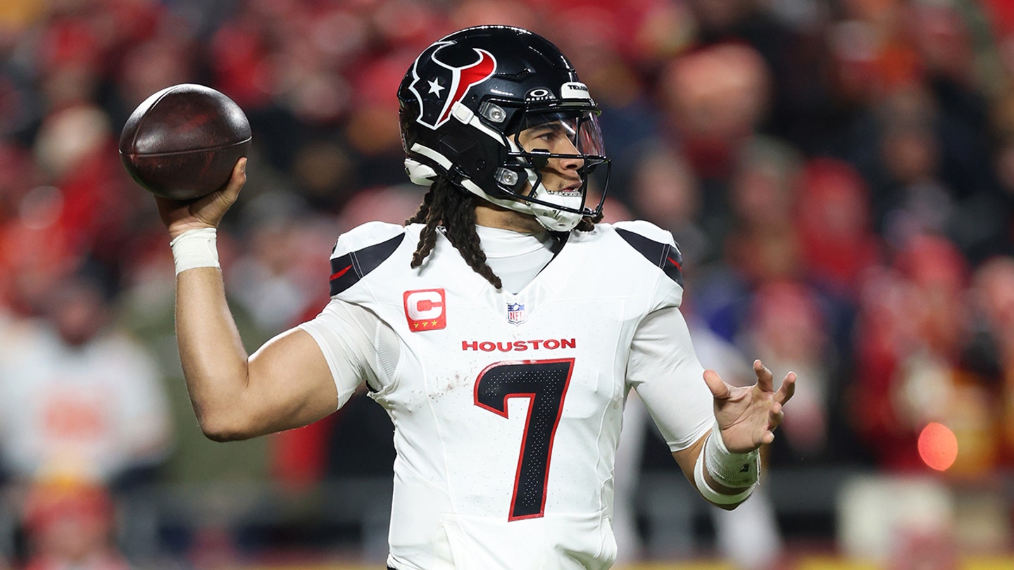 Chiefs’ playoff hopes dwindle as Patrick Mahomes throws three interceptions in loss to Texans