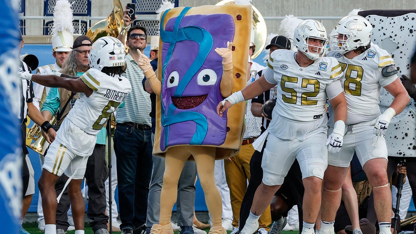 Pop-Tarts pastry bails on celebration and 4 other wild moments from bowl game