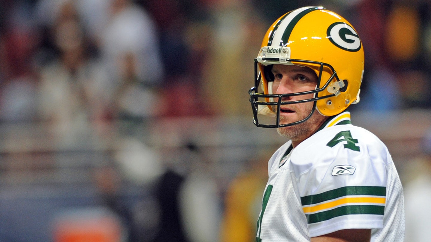 Brett Favre laments social media age's impact on society: 'It’s the wild, wild west'
