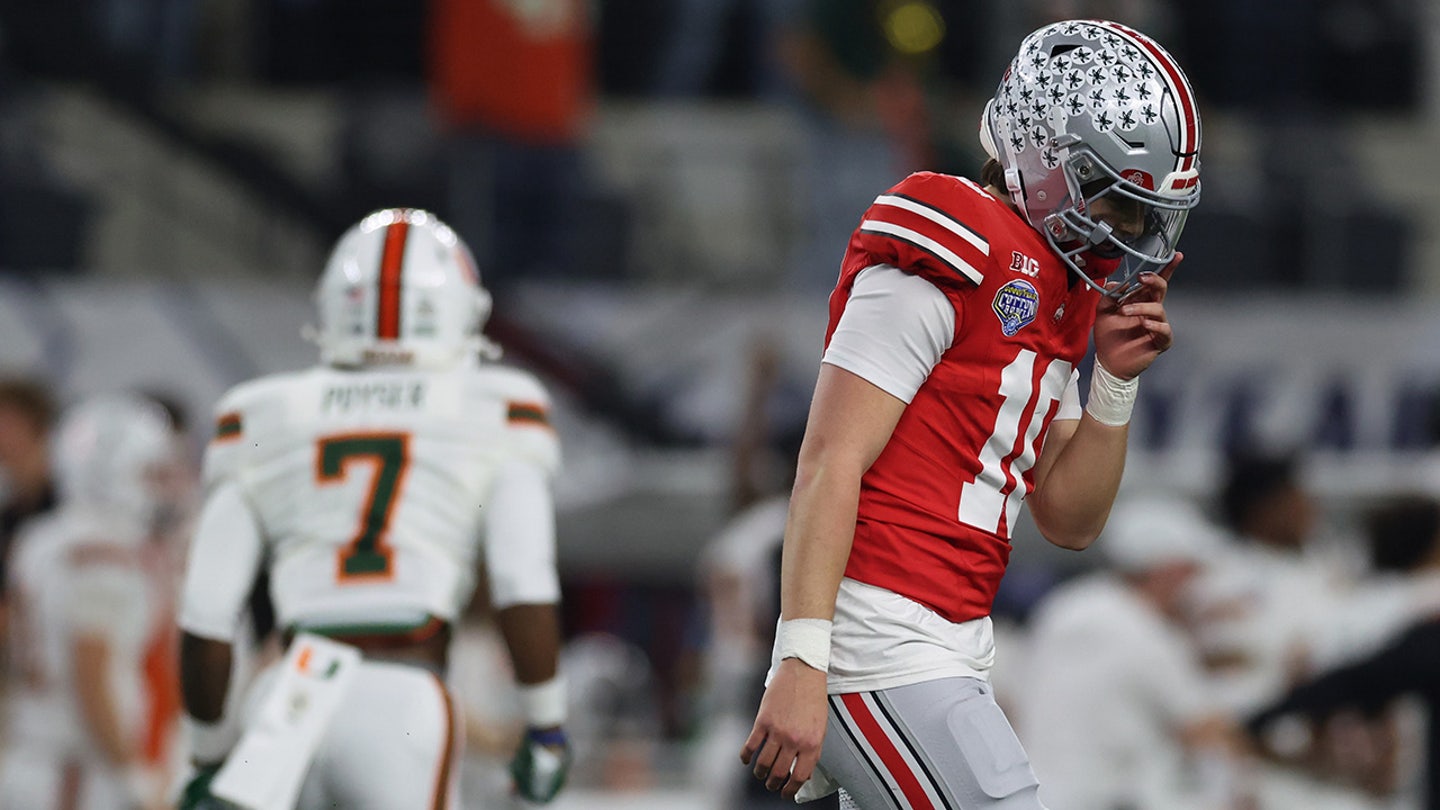 College football fans sound off on ESPN score bug during Ohio State-Miami playoff game