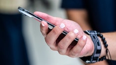 How to share your estimated arrival time on iPhone and Android