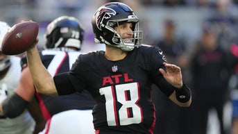 NFL star quarterback rocks Christmas suit after Falcons' win over Cardinals - Fox News