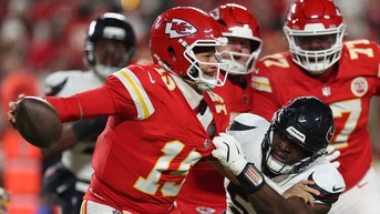 Texans defense dominates as Houston tops Chiefs for fifth consecutive victory - Fox News