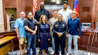 Shaquille O’Neal sponsors former basketball player’s quest to join Texas police force - Fox News