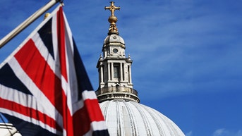 Bishop Barron blasts St. Paul's Cathedral deal as 'pitiful surrender' to secularism - Fox News