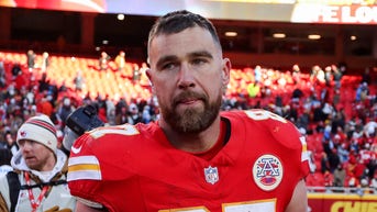 Chiefs' Travis Kelce reacts to Patrick Mahomes crushing season-ending knee injury - Fox News
