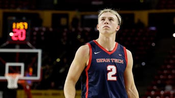 Utah Tech player criticized for swinging at opponent after late-game dunk in loss - Fox News