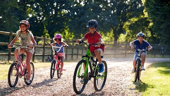 NJ mom's smartphone delay movement spreads to 140 communities by promoting tech balance, not bans