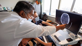 Un robot del tamaño de un grano podría cambiar la forma en que los médicos administran los medicamentos