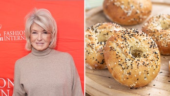La afición de Martha Stewart por los bagels desata un acalorado debate en las redes sociales: «Que la vuelvan a meter en la cárcel».