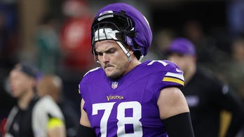 Pro Bowl center's NFL future in jeopardy after sixth concussion of career