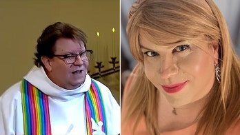 Pastor announces gender transition during service with congregation: 'Giving up pretending to be a man'